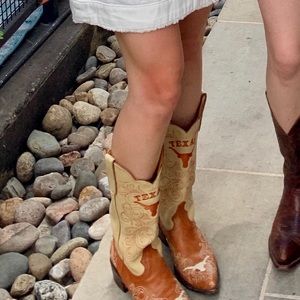 University of Texas (UT) boots! Size 8.5